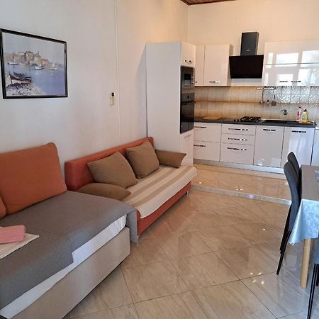 Apartmani R&B Radalj Makarska Buitenkant foto