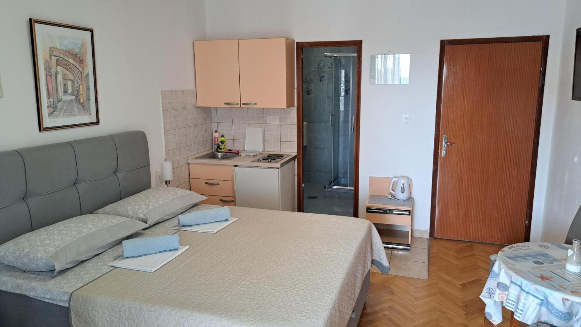Apartmani R&B Radalj Makarska Buitenkant foto