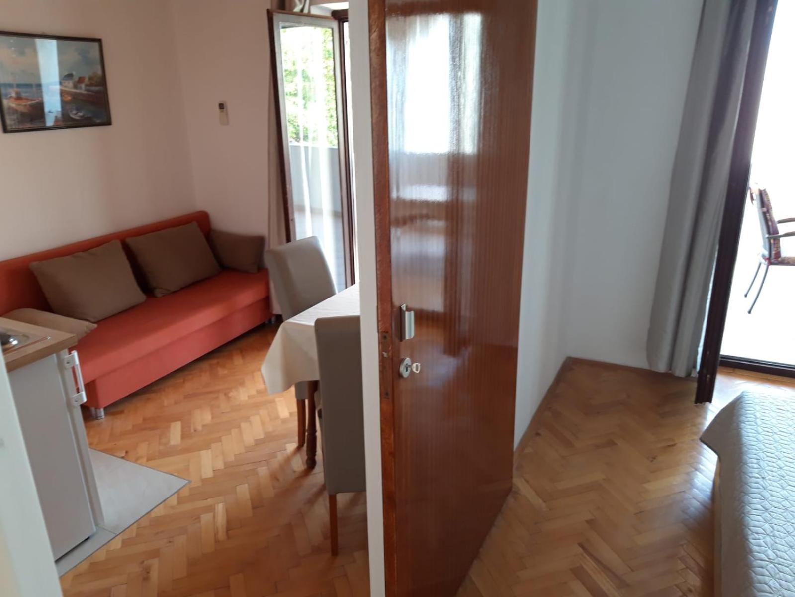 Apartmani R&B Radalj Makarska Kamer foto