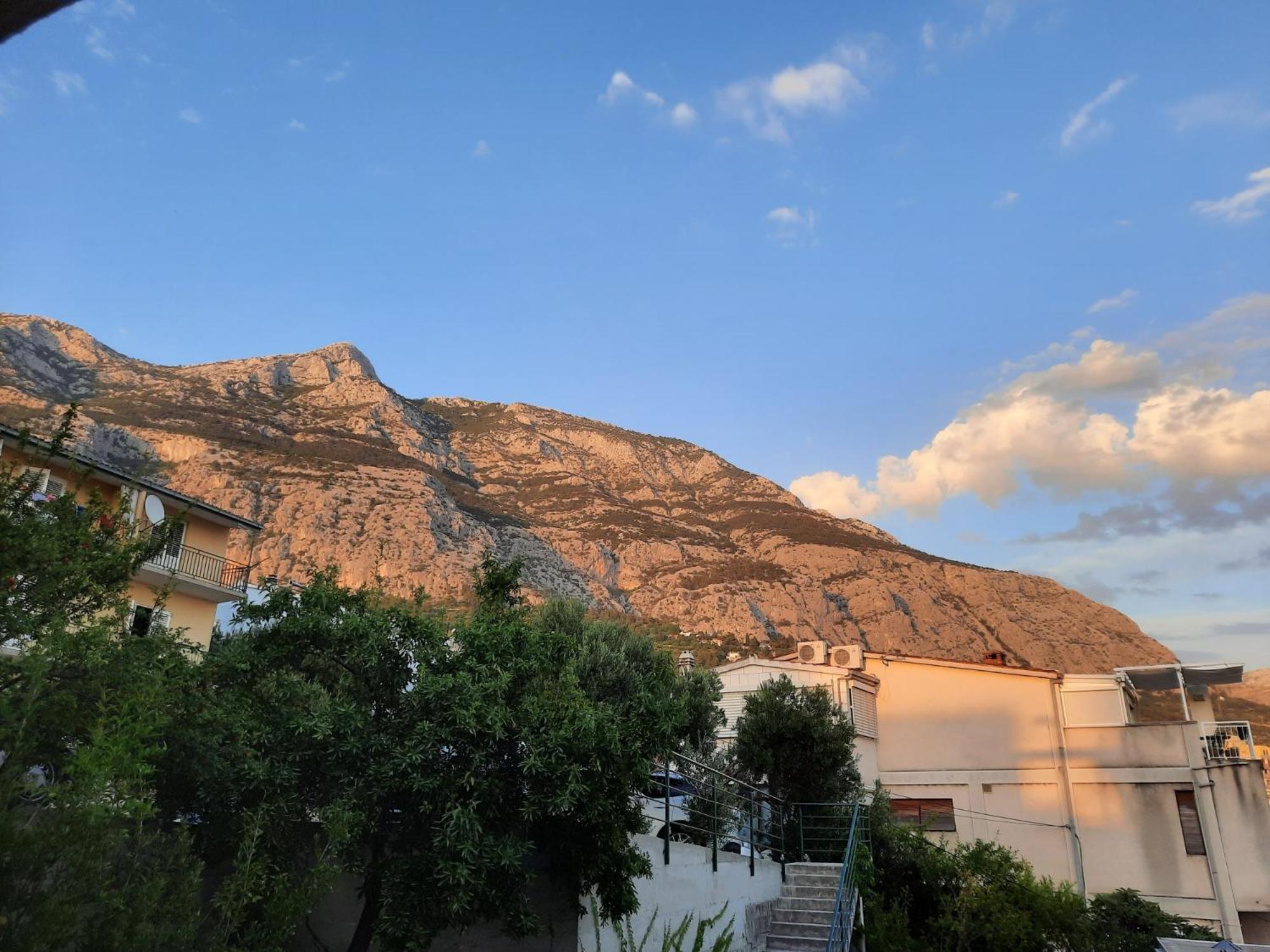 Apartmani R&B Radalj Makarska Kamer foto