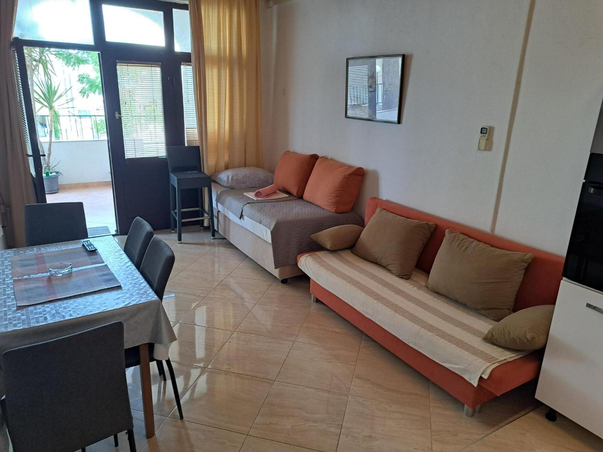 Apartmani R&B Radalj Makarska Kamer foto