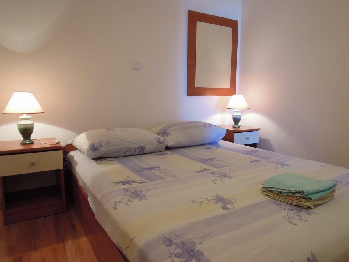 Apartmani R&B Radalj Makarska Buitenkant foto